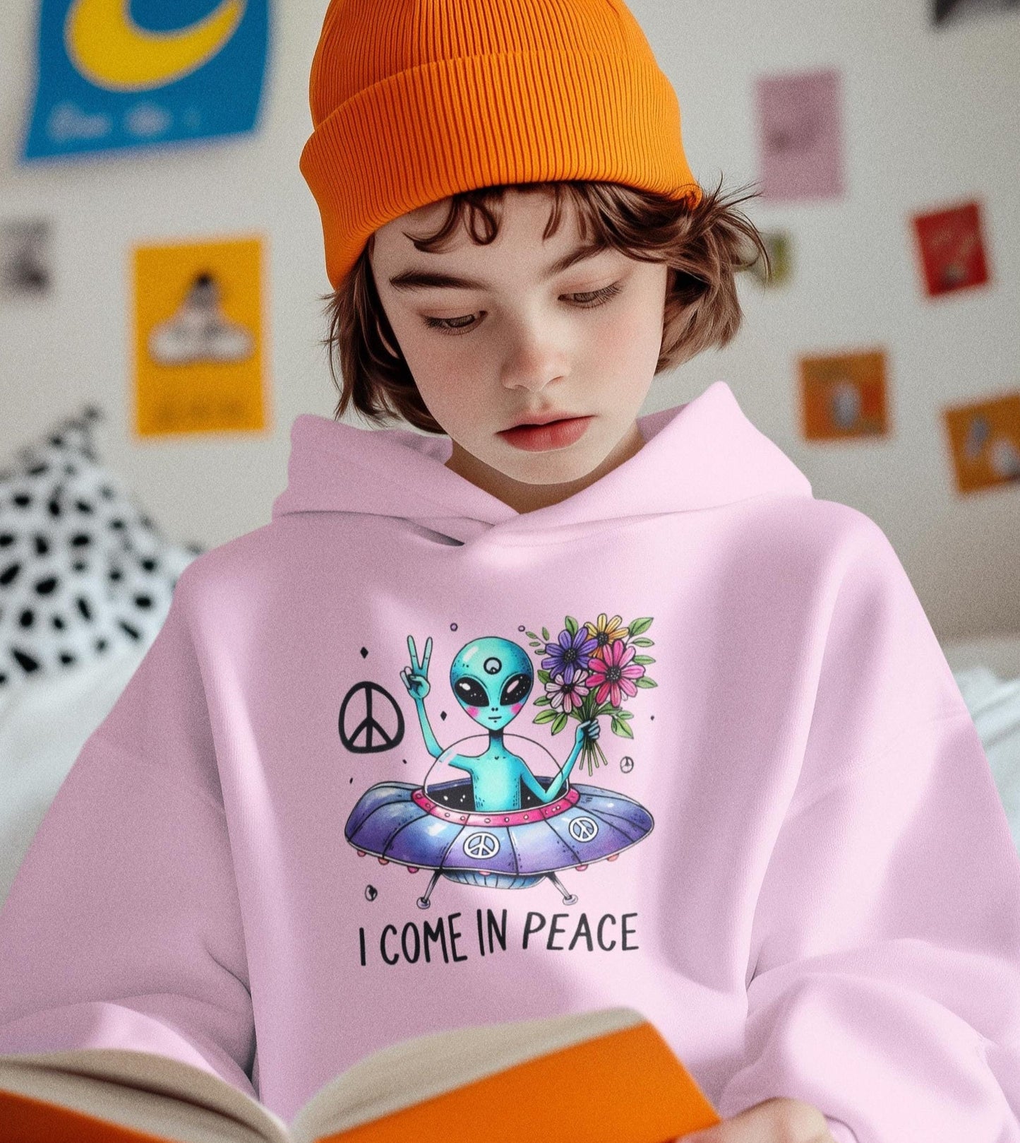 UFO Kid Premium Hoodie – Funny Alien in Spaceship Design Adventure Outfit Funny UFO Alien Graphic for Youth Unisex fit Premium Material