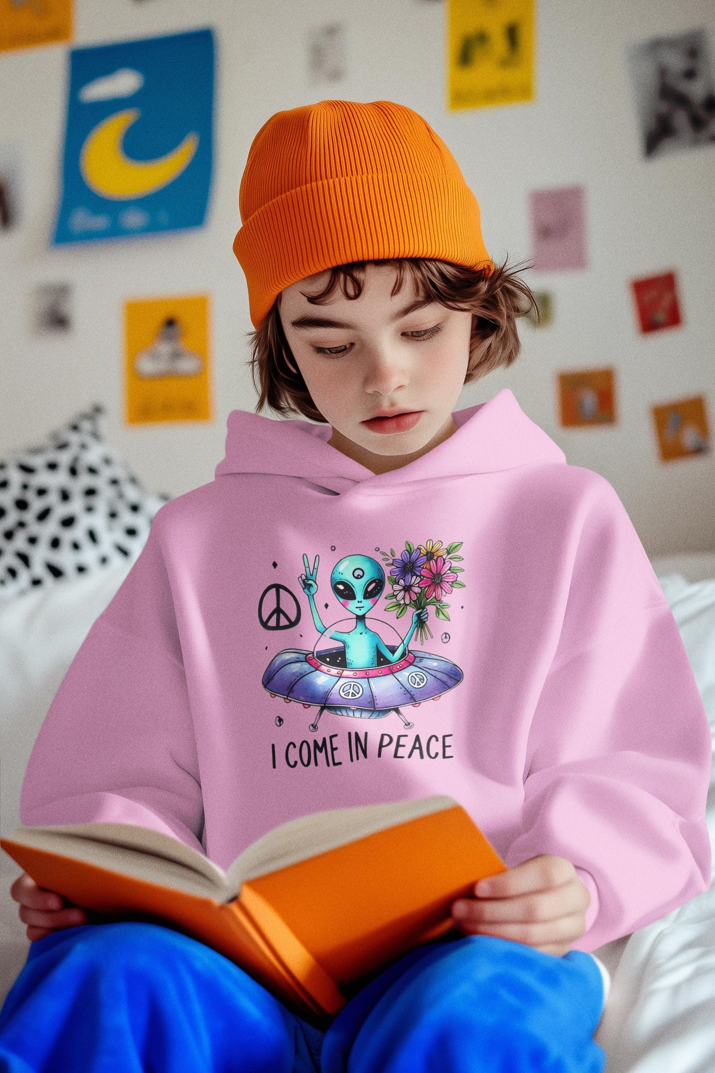 Cute UFO Kid Hoodie – Fun Alien Space Adventure Outfit Funny UFO Alien Graphic Tee for Youth Boys & Girls Premium Fabric